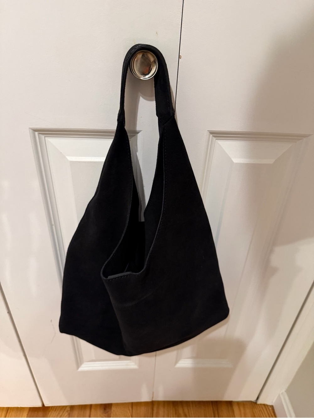 &OTHER STORIES Classic Suede black Tote Bag - Picture 4 of 10